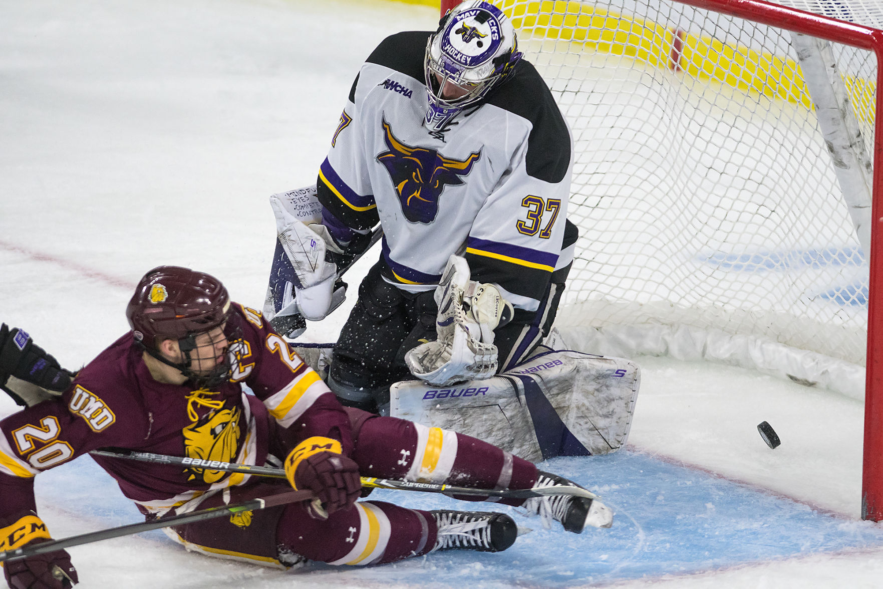 MSU MHock vs UMD Main